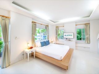 Bloomarine Hua Hin