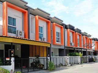 Arinsiri Park Pan Thong