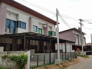 Inkaew Townhome