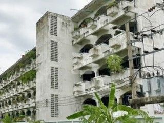 Thong Satit Condominium