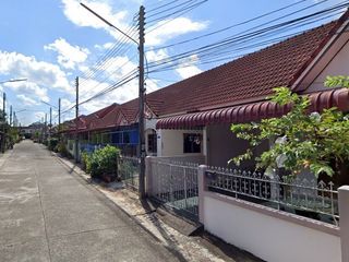 บ้านธารทอง