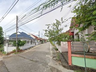 บ้านธารทอง