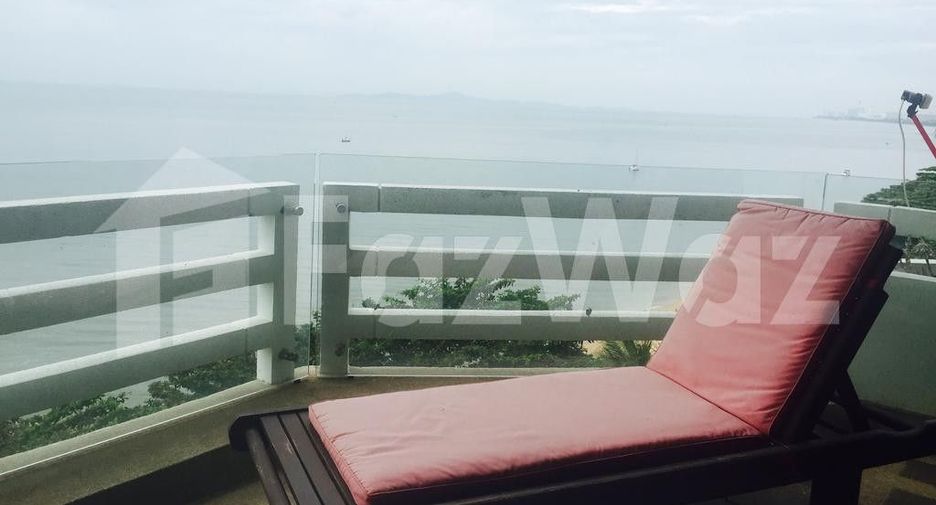 Golden Sand Beachside Condominium