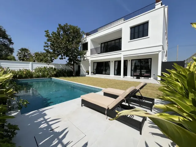 Highgrove Villas