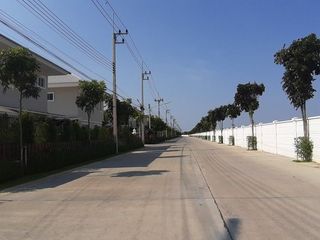Diamond Ville Salaya
