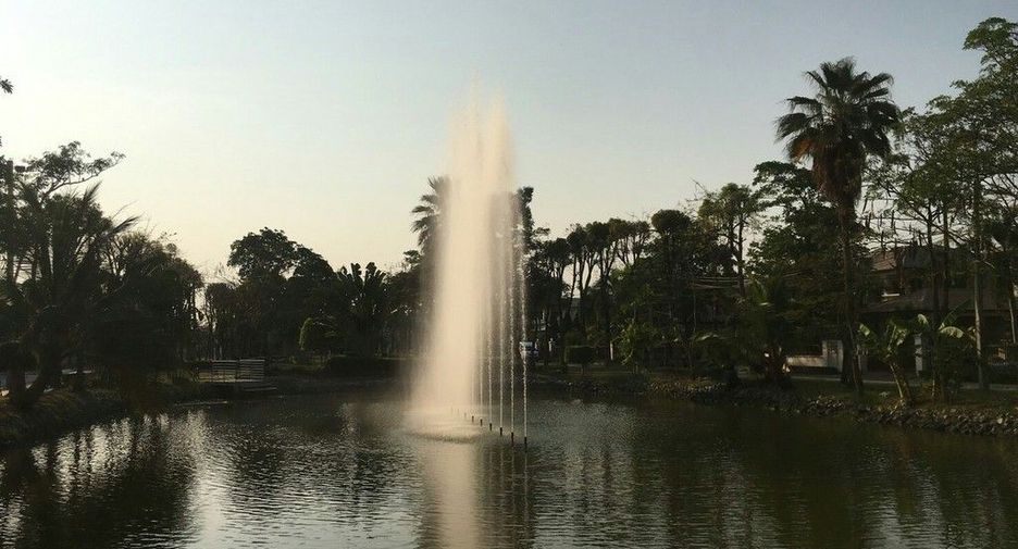 Baan Ladawan Pinklao-Petchkasem