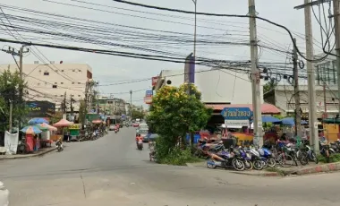 Baan Bua Thong