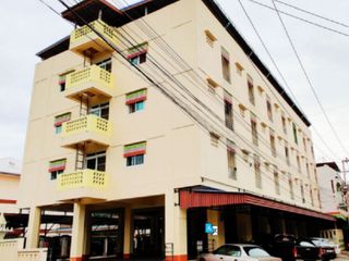 Thawin Mansion And Chai Aree Mansion Phetchabun