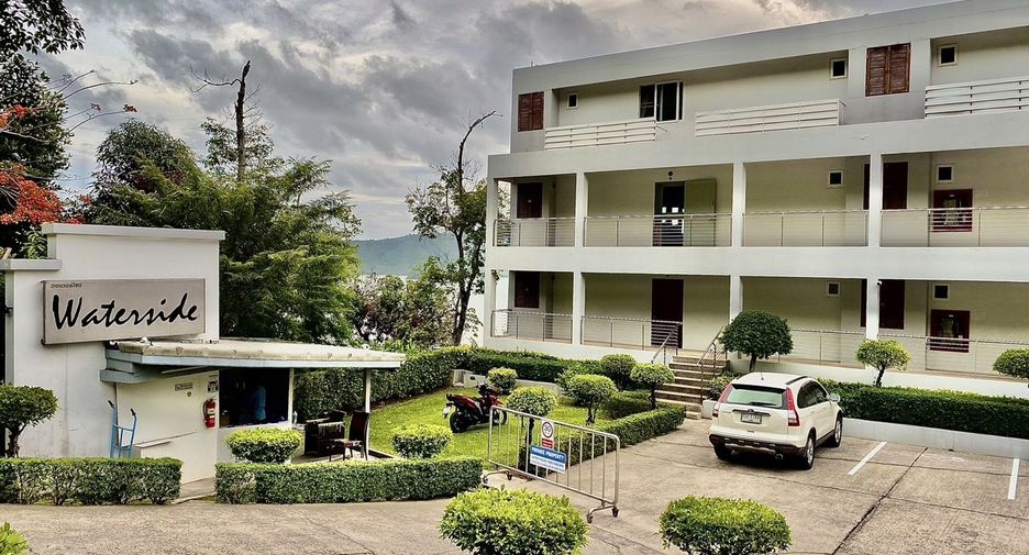 Waterside Condominium