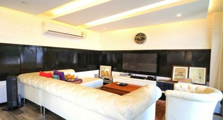 Riverside Villa Condominium 2