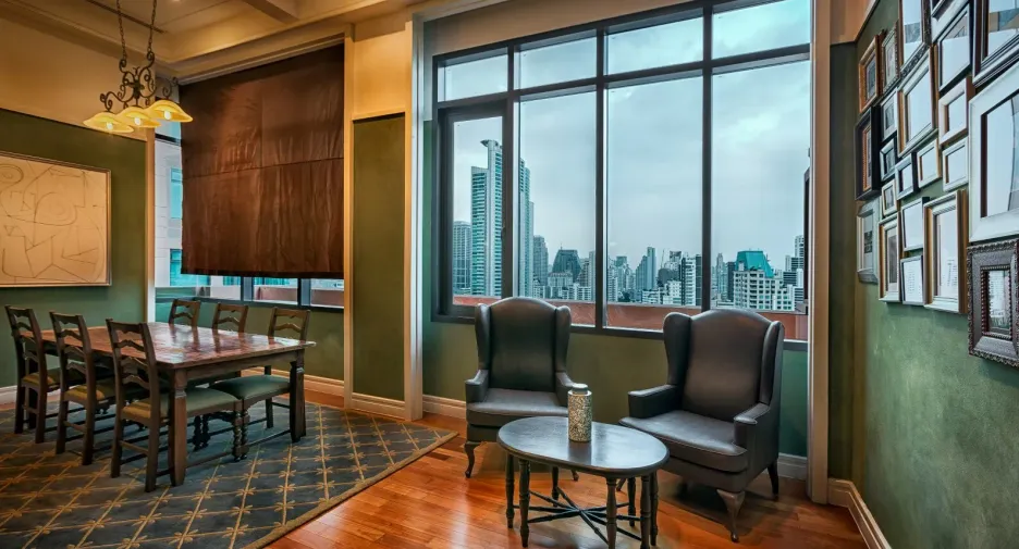 Aguston Sukhumvit 22