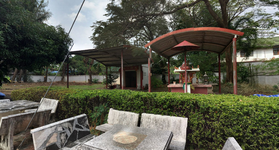 Muban Phatcharavill