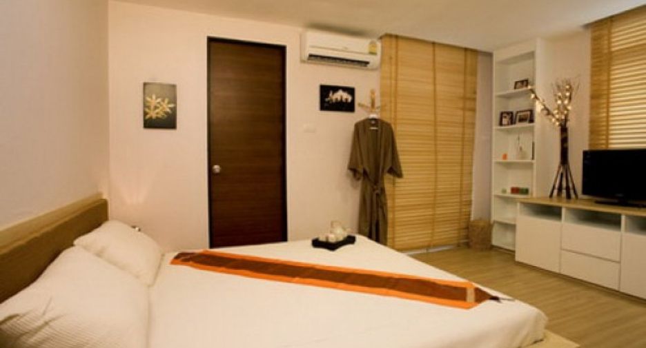 J.W. City Ratchada 32