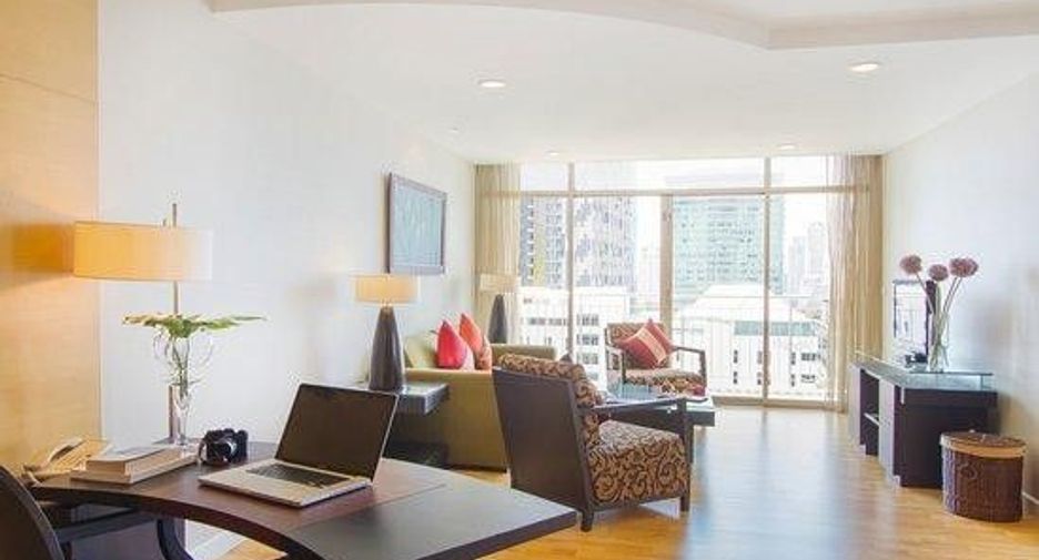 Urbana Sathorn