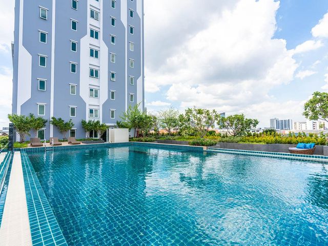 The Crystal Bliss Condo@Rattabathibet