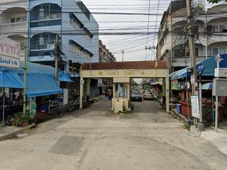 Pornthawee Villa 4
