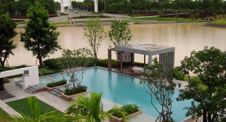 ซีรีนเลค นอร์ท 8