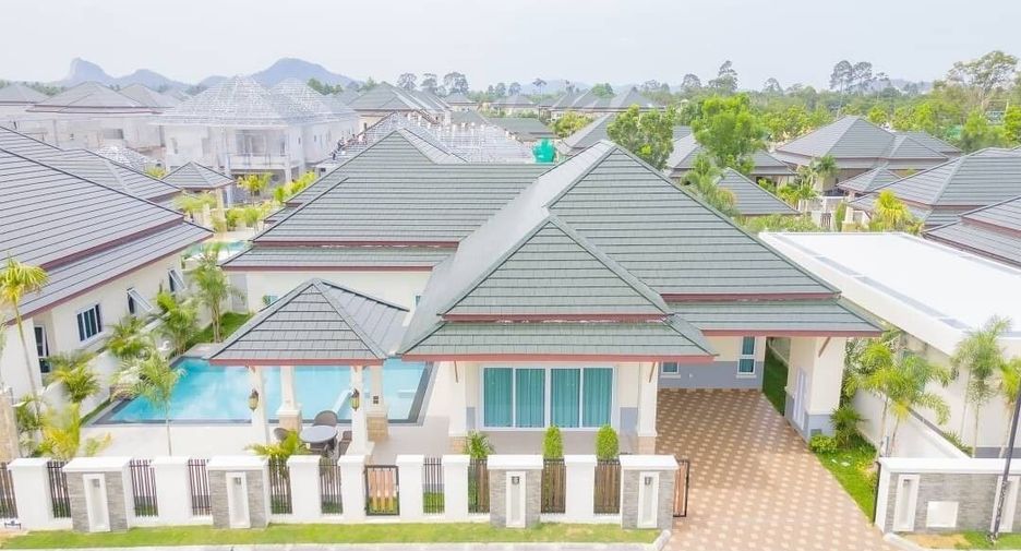 Maison Dusit, Pattaya Hill 5