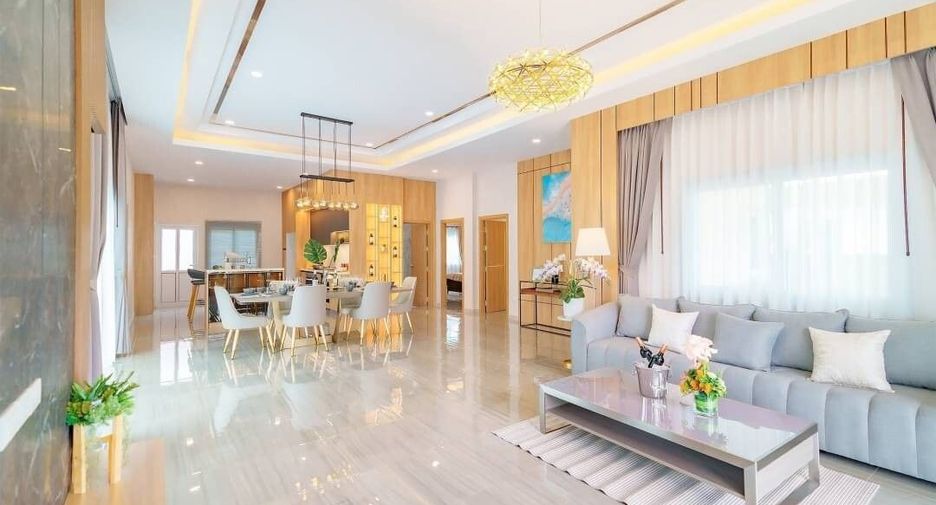Maison Dusit, Pattaya Hill 5