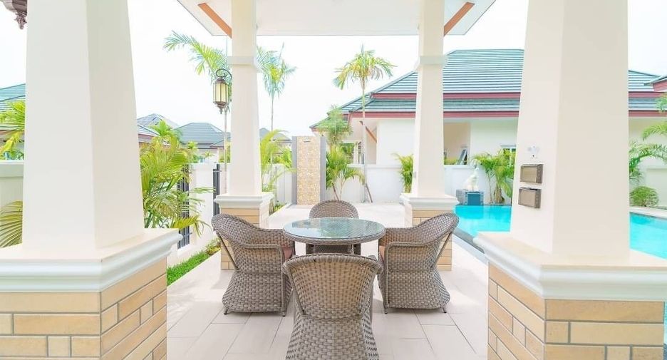 Maison Dusit, Pattaya Hill 5