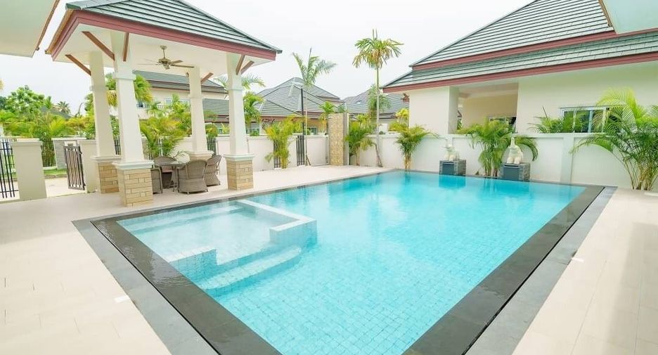 Maison Dusit, Pattaya Hill 5