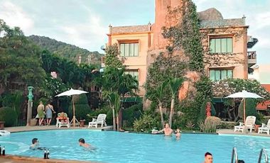 Friendly Resort