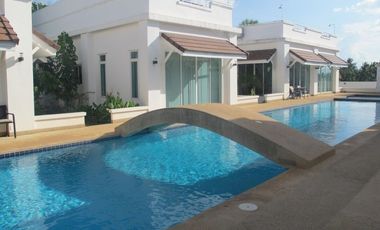 Pineapple Hills Resort