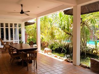 Villa Raya