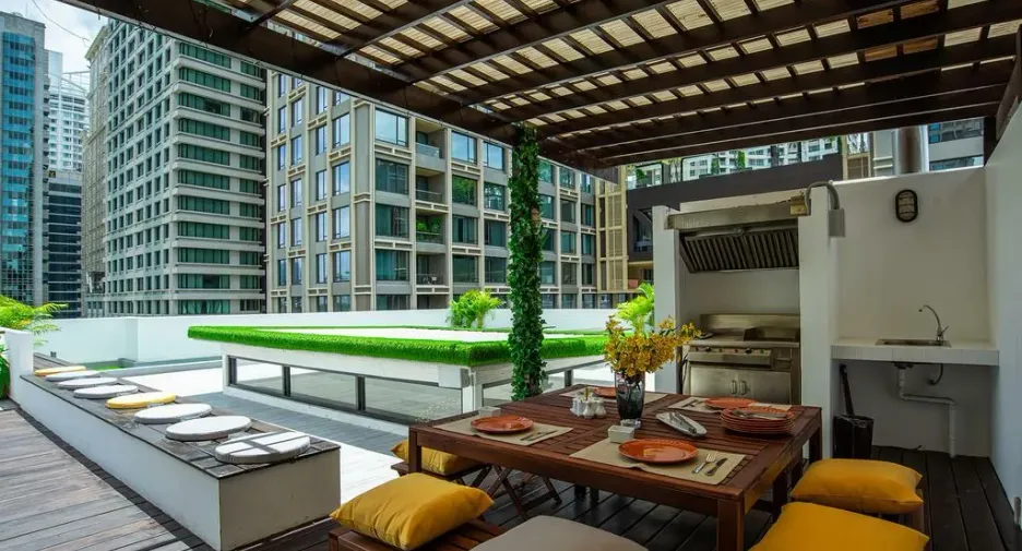 Benviar Tonson Residence