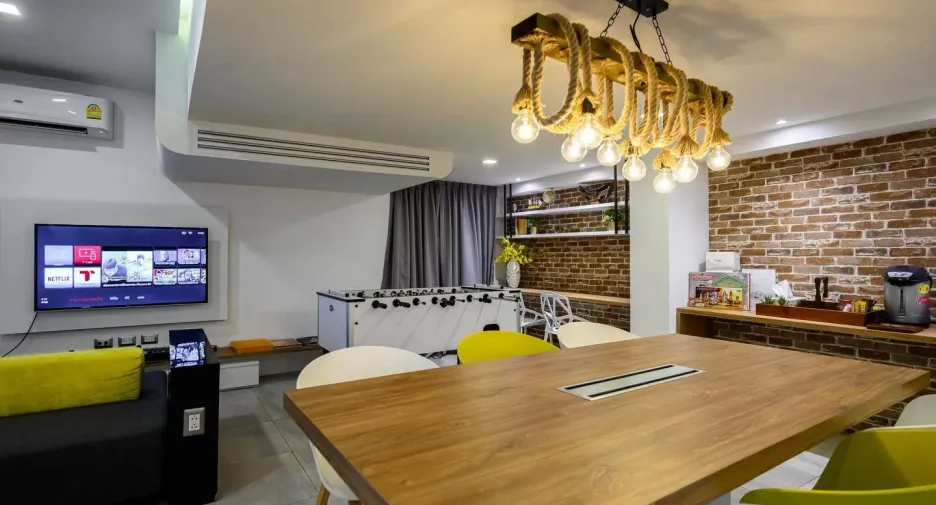 Benviar Tonson Residence