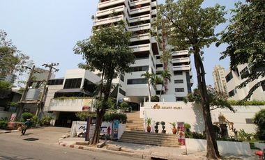 Sukhumvit House