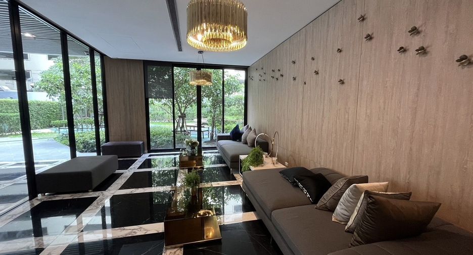Park Origin Phrom Phong