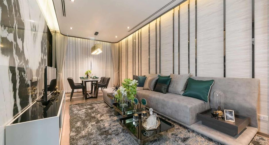 Park Origin Phrom Phong
