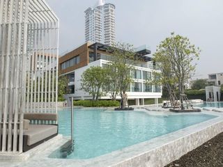 For rent 3 bedrooms condo in Bang Lamung, Chonburi