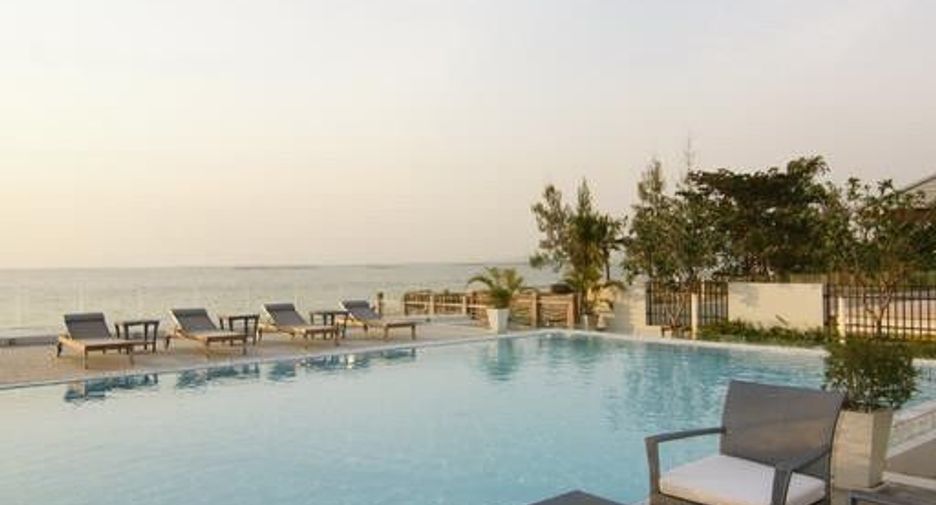 Sea Breeze Villa Pattaya Village