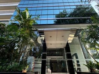 Permpoom Building