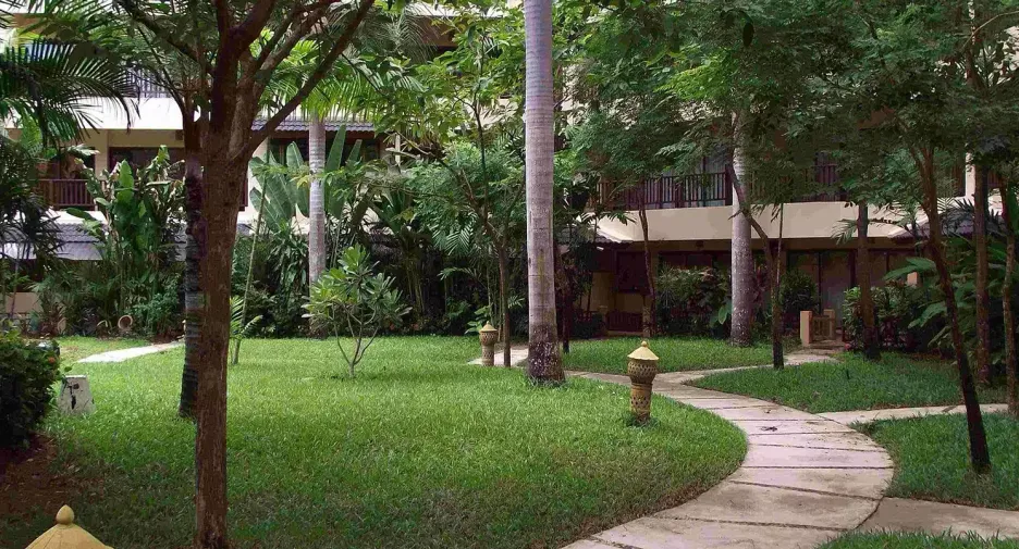 Chateau Dale Thabali Condo