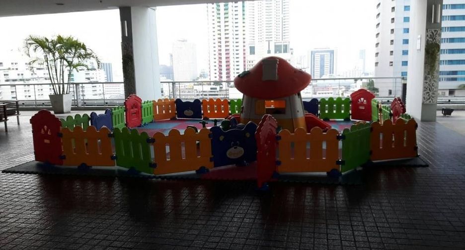 เดอะ แพลทตินัม