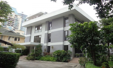 @ Sukhumvit 24 Home