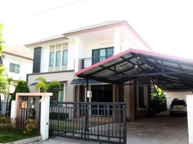 Baan Sarin 10