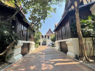 Baan Sukjai Sukhumvit 40