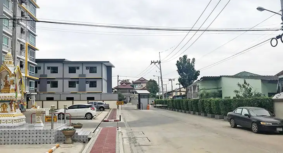 Condo Meesuk