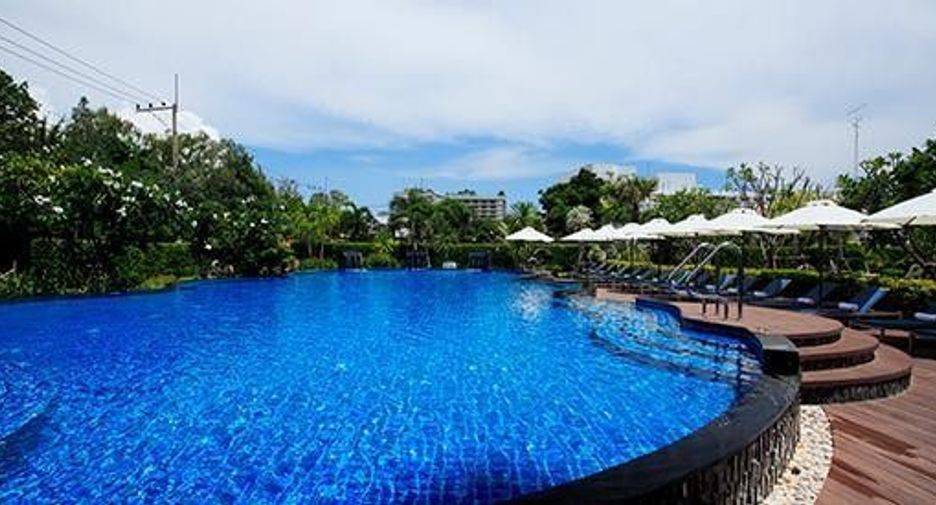 Golden Beach Hotel