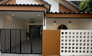 Haus Nattakorn Bang Chihlao