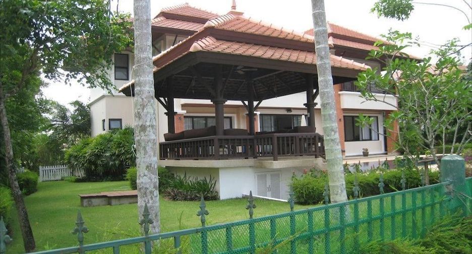 Laguna Village Residence