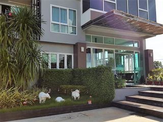 The Sea Condo
