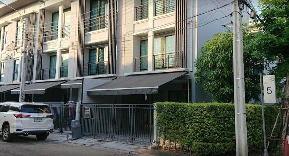 Baan Klang Muang Rattanathibet