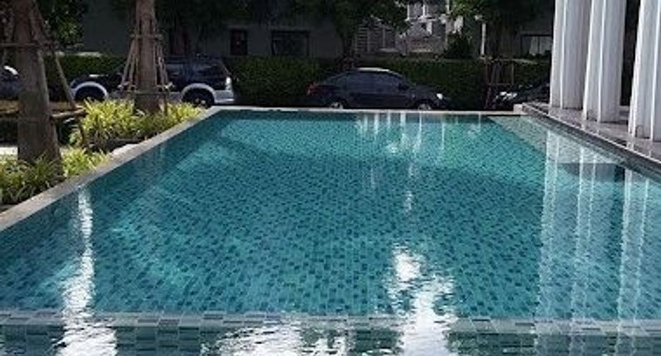 Baan Klang Muang Rattanathibet