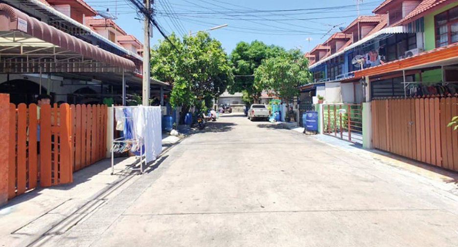 Haus Panya Nakhon