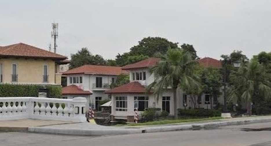 Grand Canal Don Muang